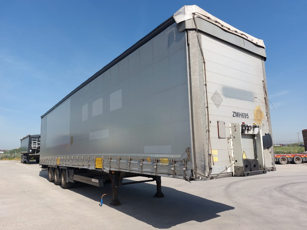 Schmitz Cargobull SCB*S3B - الخيمة نصف مقطورة: صور 3 Schmitz Cargobull SCB*S3B - الخيمة نصف مقطورة: صور 3
