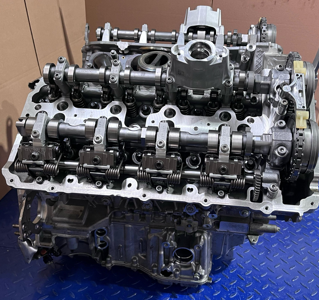 BMW Motor S63B44B Euro 6 - المحرك: صور 4 BMW Motor S63B44B Euro 6 - المحرك: صور 4