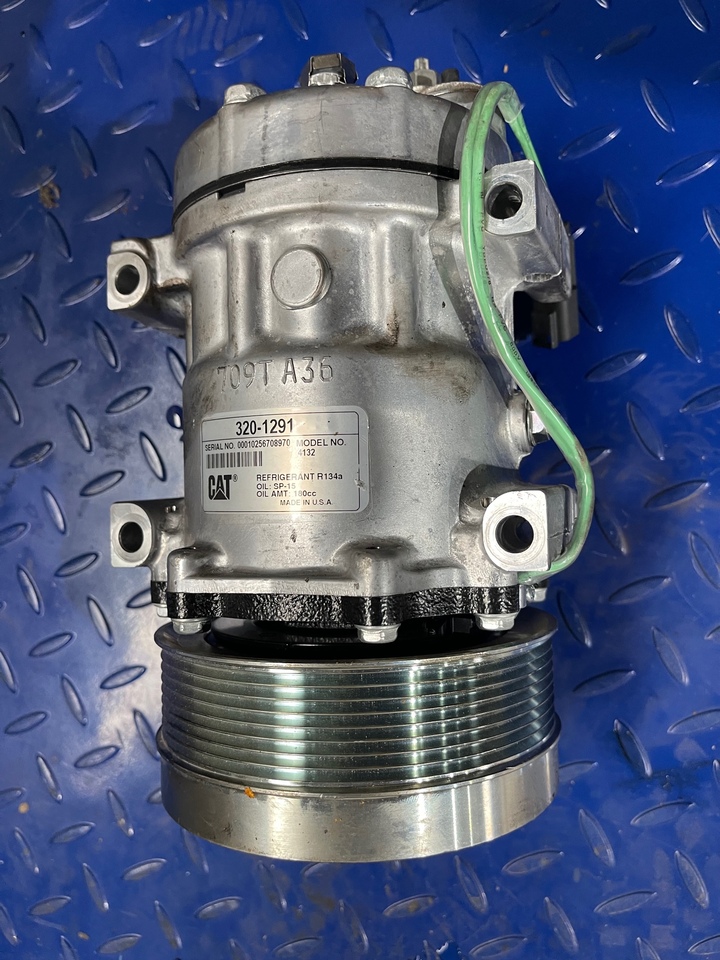 CATERPILLAR AC Clima compressor 320-1291 - كمبروسر مكيف - آلات البناء: صور 2 CATERPILLAR AC Clima compressor 320-1291 - كمبروسر مكيف - آلات البناء: صور 2
