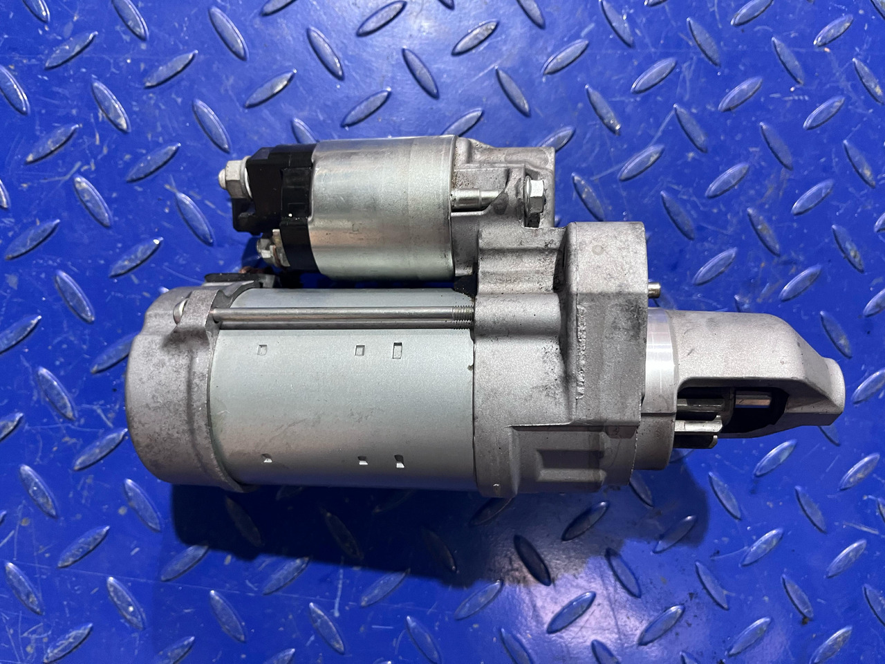 DENSO BMW Starter 8657337 M5 F90 M8 F91 F92 S63M G05 M50IX G14 M850IX - بدء: صور 2 DENSO BMW Starter 8657337 M5 F90 M8 F91 F92 S63M G05 M50IX G14 M850IX - بدء: صور 2