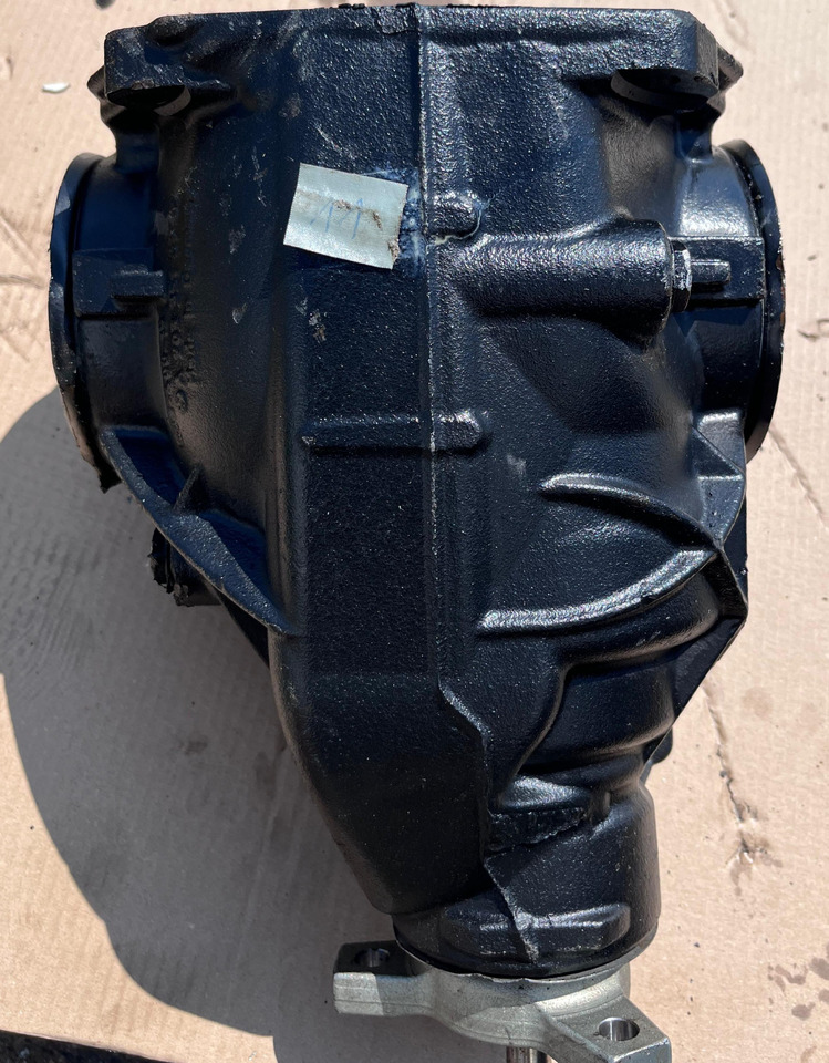 MERCEDES-BENZ E-Class Rear Differential W213 A2133503808 - التفاضلية والعتاد: صور 1 MERCEDES-BENZ E-Class Rear Differential W213 A2133503808 - التفاضلية والعتاد: صور 1