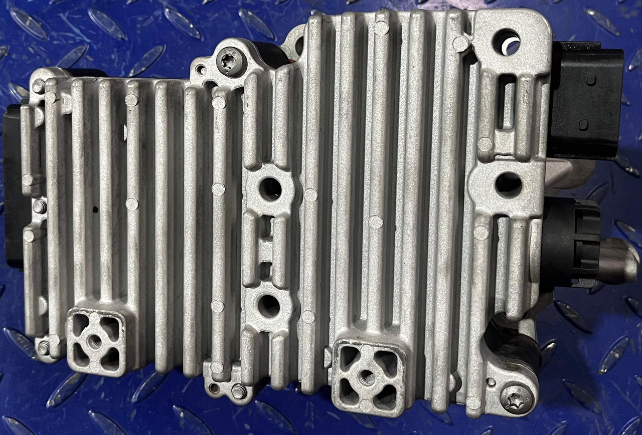 MERCEDES-BENZ Gearbox ECU GS Selector MP2 MP3 0034462609 - علبة التروس و قطع الغيار: صور 4 MERCEDES-BENZ Gearbox ECU GS Selector MP2 MP3 0034462609 - علبة التروس و قطع الغيار: صور 4