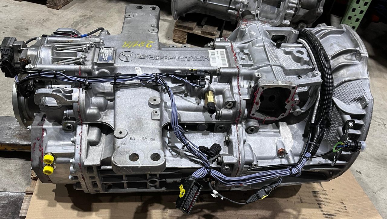 MERCEDES-BENZ Mercedes Actros Transmission A945 261 8301 - نقل الحركة: صور 1 MERCEDES-BENZ Mercedes Actros Transmission A945 261 8301 - نقل الحركة: صور 1