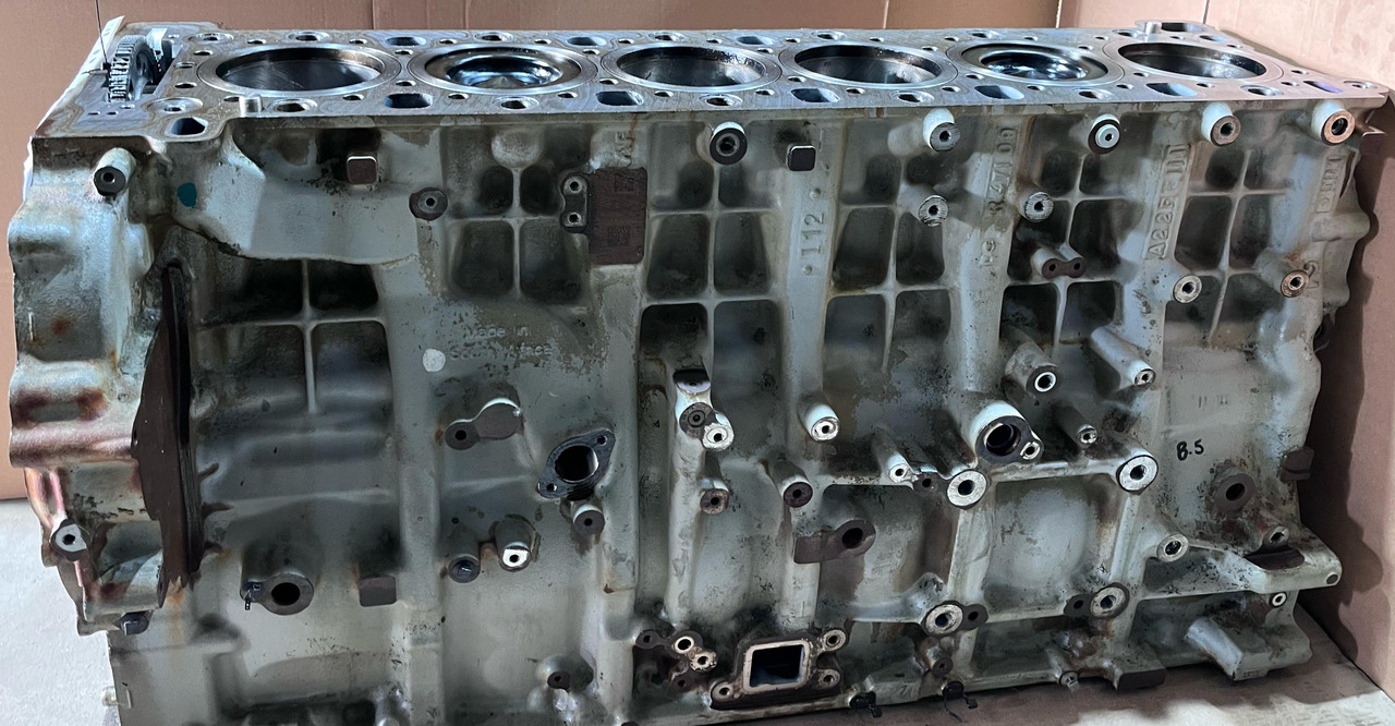 Mercedes Benz Bloc Motor OM471 Euro 6 - المحرك - شاحنة: صور 3 Mercedes Benz Bloc Motor OM471 Euro 6 - المحرك - شاحنة: صور 3