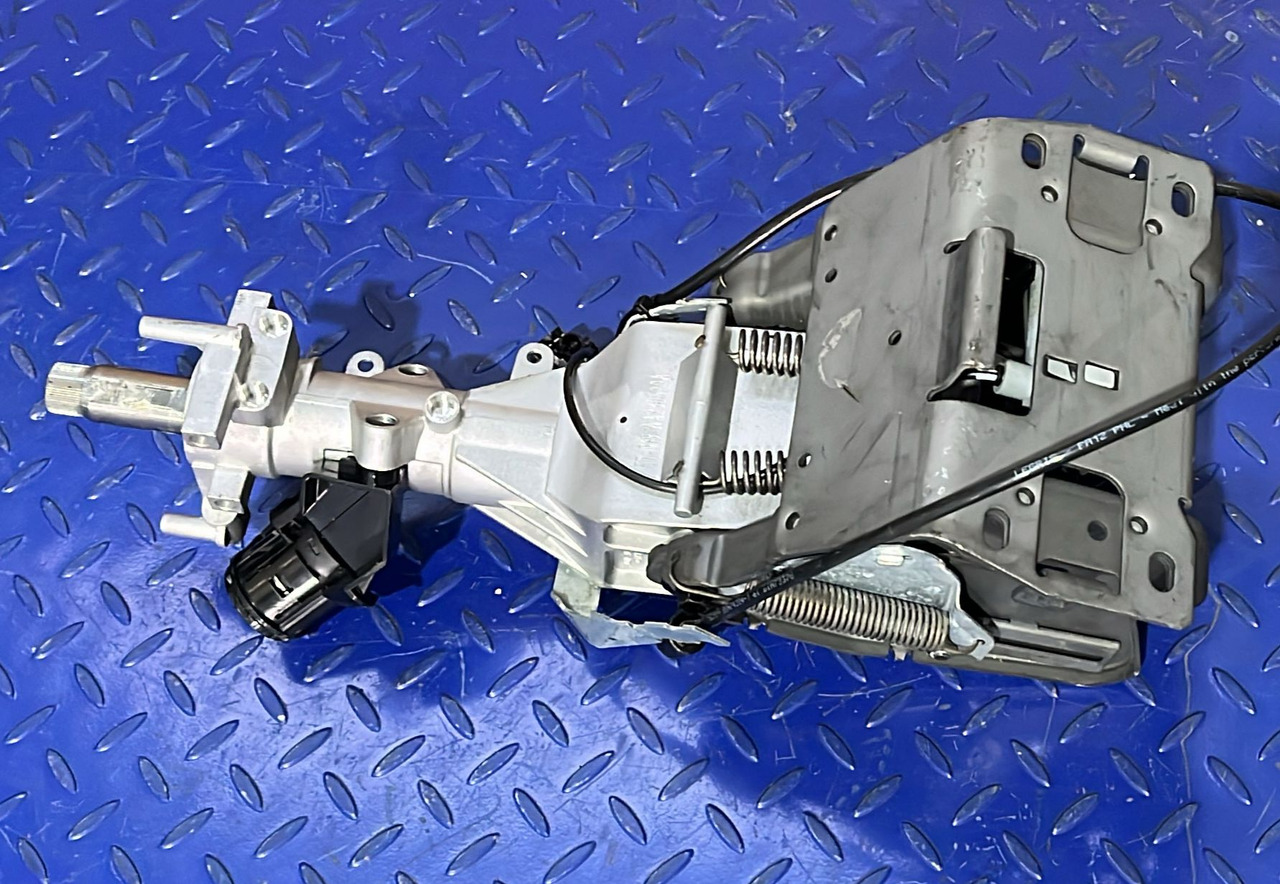 Mercedes COLUMN STEERING MERCEDES TRUCK A9674600616 - الكابينة والداخلية: صور 1 Mercedes COLUMN STEERING MERCEDES TRUCK A9674600616 - الكابينة والداخلية: صور 1