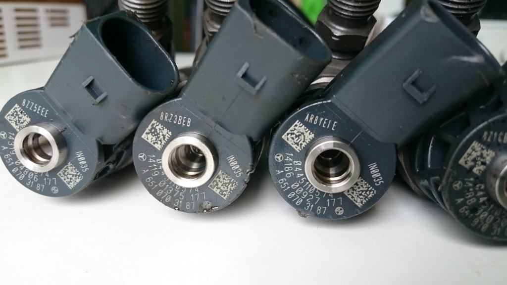 Mercedes Vito V Class A6510703187 Euro 6 0445110574 - حاقن - الشاحنات الصغيرة: صور 2 Mercedes Vito V Class A6510703187 Euro 6 0445110574 - حاقن - الشاحنات الصغيرة: صور 2