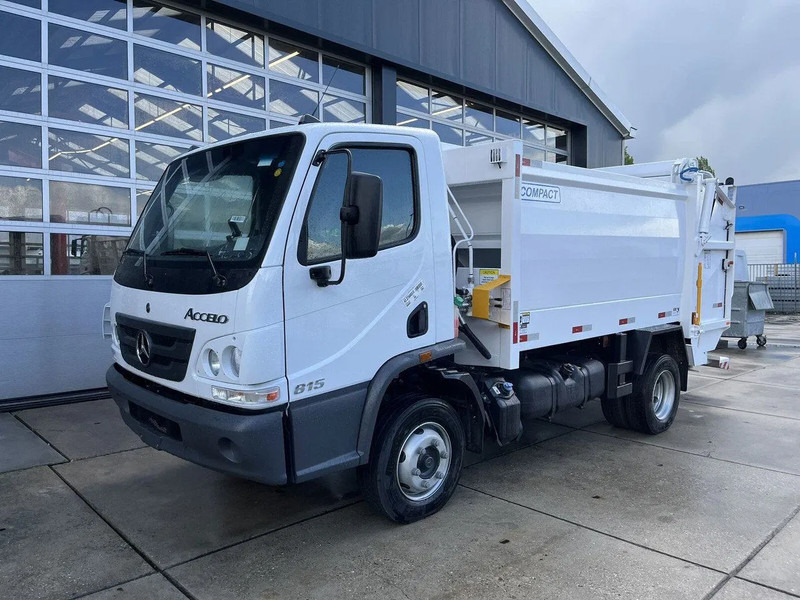 Mercedes-Benz Accelo 815 4x2 Garbage Compactor (2 units) Accelo 815 4x2 Garbage Compactor (2 units) - شاحنة القمامة: صور 1 Mercedes-Benz Accelo 815 4x2 Garbage Compactor (2 units) Accelo 815 4x2 Garbage Compactor (2 units) - شاحنة القمامة: صور 1