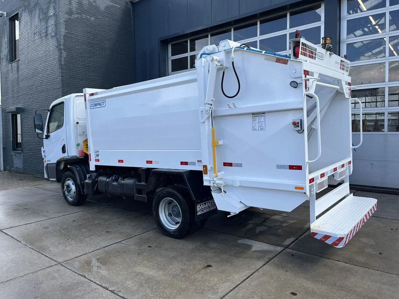 Mercedes-Benz Accelo 815 4x2 Garbage Compactor (2 units) Accelo 815 4x2 Garbage Compactor (2 units) - شاحنة القمامة: صور 3 Mercedes-Benz Accelo 815 4x2 Garbage Compactor (2 units) Accelo 815 4x2 Garbage Compactor (2 units) - شاحنة القمامة: صور 3
