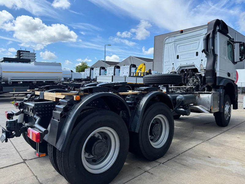 Mercedes-Benz Arocs 4058 AS 6x6 Tractor Head 180T Push Pull EURO-3 - شاحنة جرار: صور 4 Mercedes-Benz Arocs 4058 AS 6x6 Tractor Head 180T Push Pull EURO-3 - شاحنة جرار: صور 4