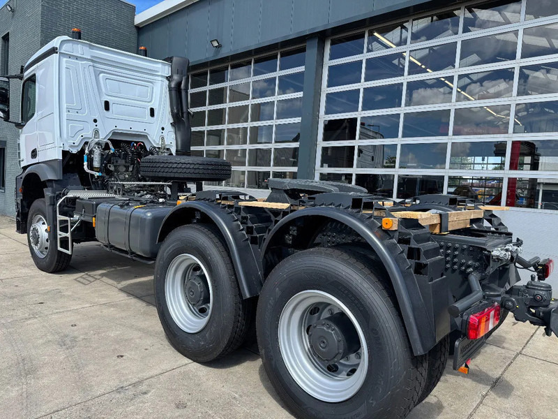 Mercedes-Benz Arocs 4058 AS 6x6 Tractor Head 180T Push Pull EURO-3 - شاحنة جرار: صور 2 Mercedes-Benz Arocs 4058 AS 6x6 Tractor Head 180T Push Pull EURO-3 - شاحنة جرار: صور 2