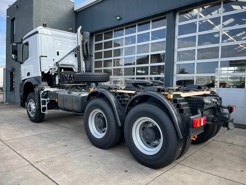 Mercedes-Benz Arocs 4058 AS 6x6 Tractor Head 180T Push Pull EURO-5 - شاحنة جرار: صور 3 Mercedes-Benz Arocs 4058 AS 6x6 Tractor Head 180T Push Pull EURO-5 - شاحنة جرار: صور 3