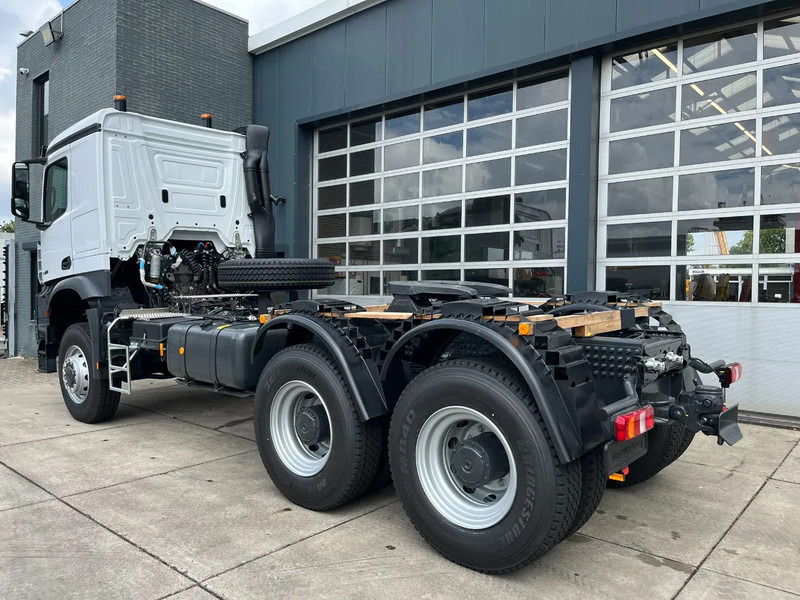 Mercedes-Benz Arocs 4058 AS 6x6 Tractor Head 180T Push Pull euro3 (Pre order) - شاحنة جرار: صور 3 Mercedes-Benz Arocs 4058 AS 6x6 Tractor Head 180T Push Pull euro3 (Pre order) - شاحنة جرار: صور 3