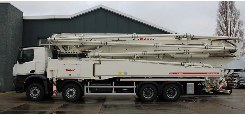 Mercedes-Benz Arocs 4840 8x4 Sany SY56 Concrete pump Build by Putzmeister - مضخة خرسانة: صور 2 Mercedes-Benz Arocs 4840 8x4 Sany SY56 Concrete pump Build by Putzmeister - مضخة خرسانة: صور 2