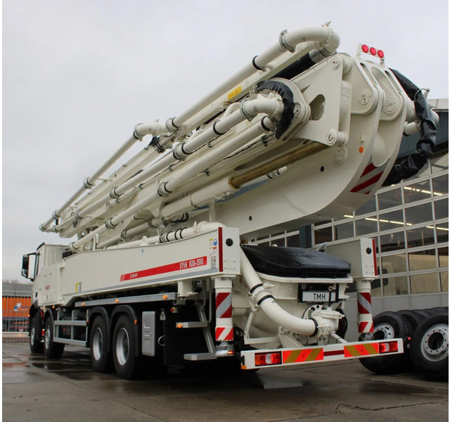 Mercedes-Benz Arocs 4840 8x4 Sany SY56 Concrete pump Build by Putzmeister - مضخة خرسانة: صور 3 Mercedes-Benz Arocs 4840 8x4 Sany SY56 Concrete pump Build by Putzmeister - مضخة خرسانة: صور 3