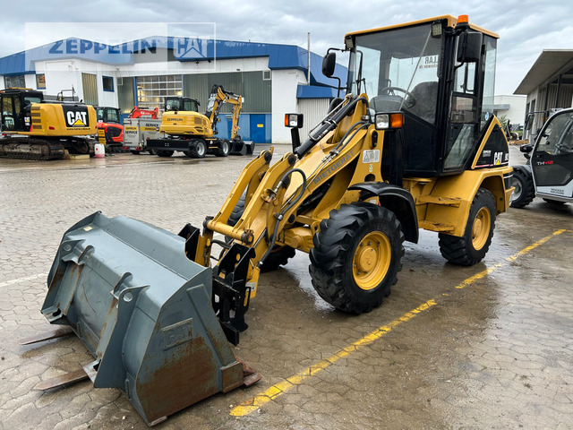 Cat 902 - اللودر بعجل: صور 1 Cat 902 - اللودر بعجل: صور 1