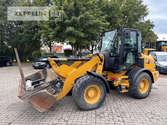 Cat 908M - اللودر بعجل: صور 1 Cat 908M - اللودر بعجل: صور 1