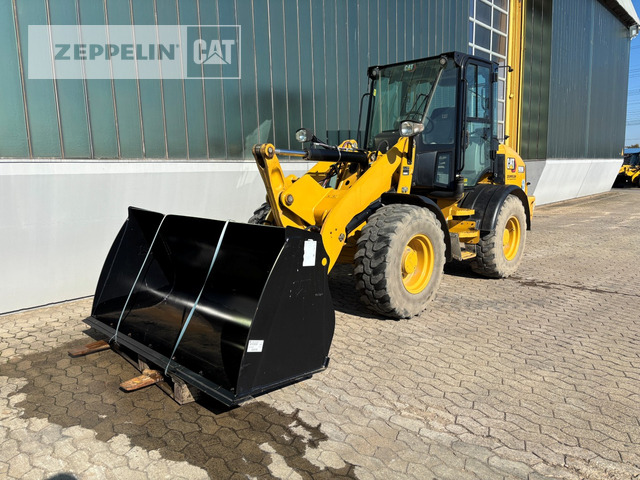 Cat 908M - اللودر بعجل: صور 1 Cat 908M - اللودر بعجل: صور 1