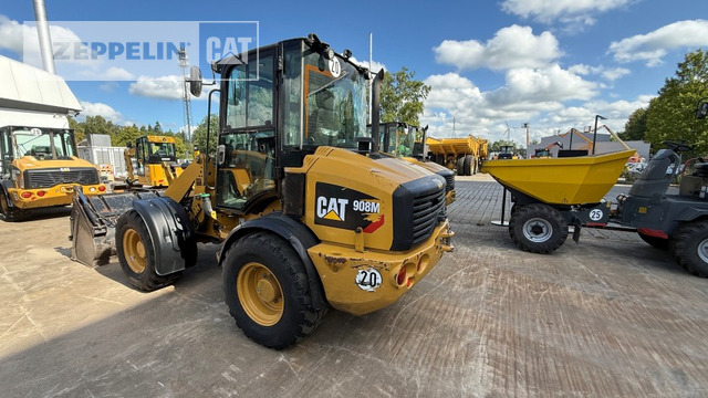 Cat 908M - اللودر بعجل: صور 3 Cat 908M - اللودر بعجل: صور 3