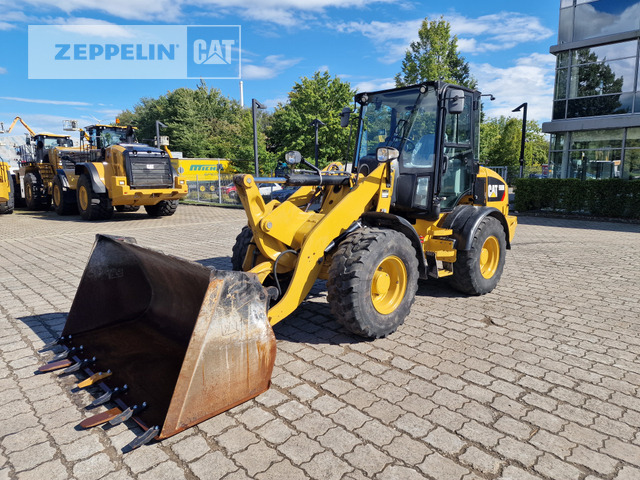 Cat 908M - اللودر بعجل: صور 1 Cat 908M - اللودر بعجل: صور 1