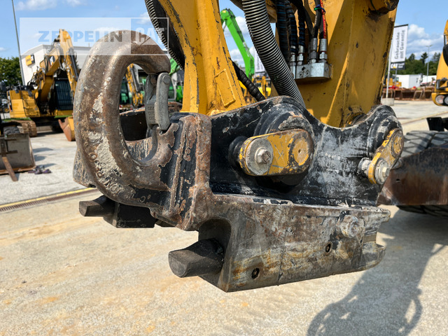 حفارة على عجلات Cat M318D: صور 16