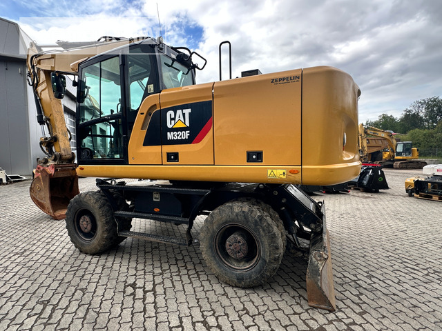 Cat M320F - حفارة على عجلات: صور 2 Cat M320F - حفارة على عجلات: صور 2