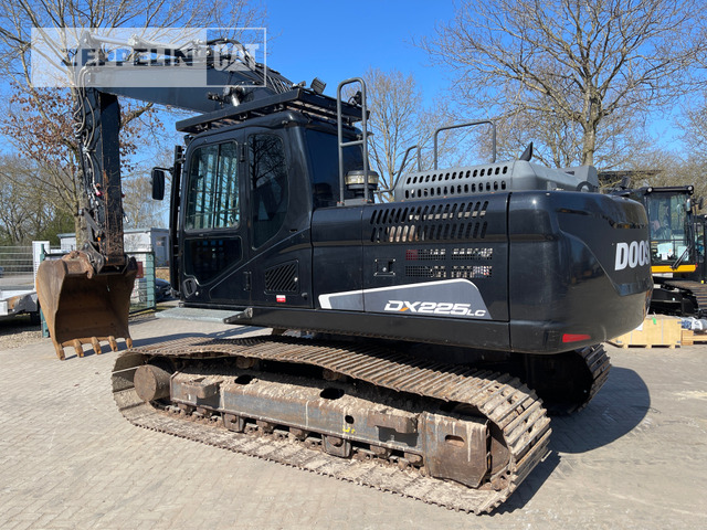Doosan DX225LC-5 - حفارات زحافة: صور 5 Doosan DX225LC-5 - حفارات زحافة: صور 5