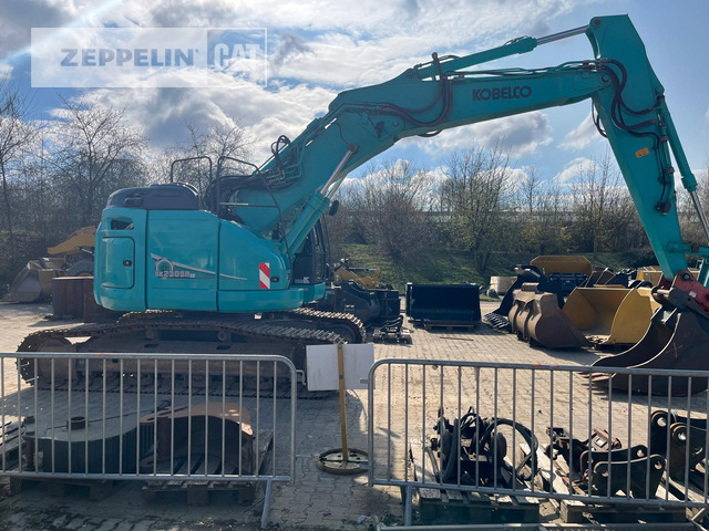 Kobelco SK230SRLC - حفارات زحافة: صور 3 Kobelco SK230SRLC - حفارات زحافة: صور 3