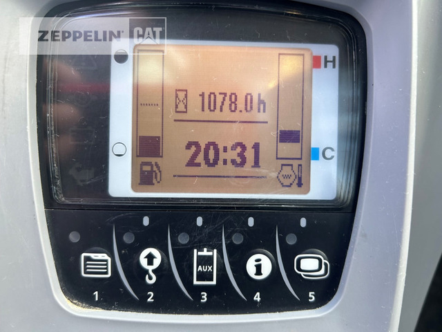 حفارة مصغرة Kubota KX037-4: صور 10