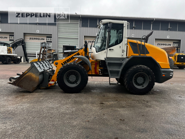 Liebherr L526 - اللودر بعجل: صور 1 Liebherr L526 - اللودر بعجل: صور 1