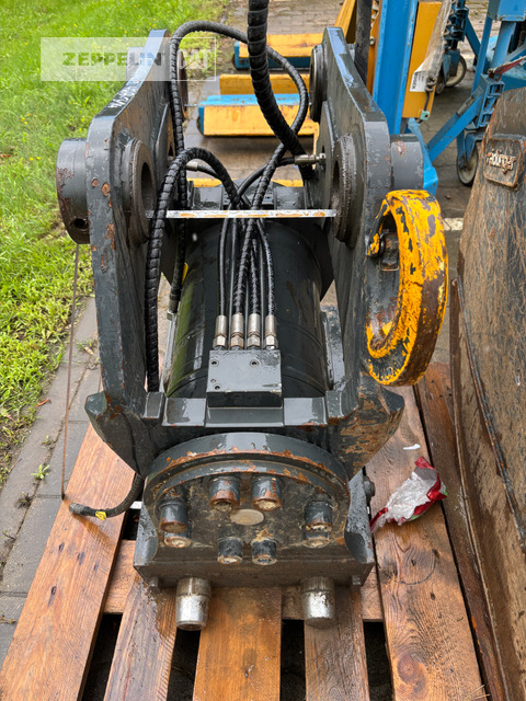 Raedlinger Schnellwechsler - وصلة الربط للمعدات المعلقة - آلات البناء: صور 3 Raedlinger Schnellwechsler - وصلة الربط للمعدات المعلقة - آلات البناء: صور 3