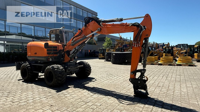 Wacker EW100 - حفارة على عجلات: صور 1 Wacker EW100 - حفارة على عجلات: صور 1