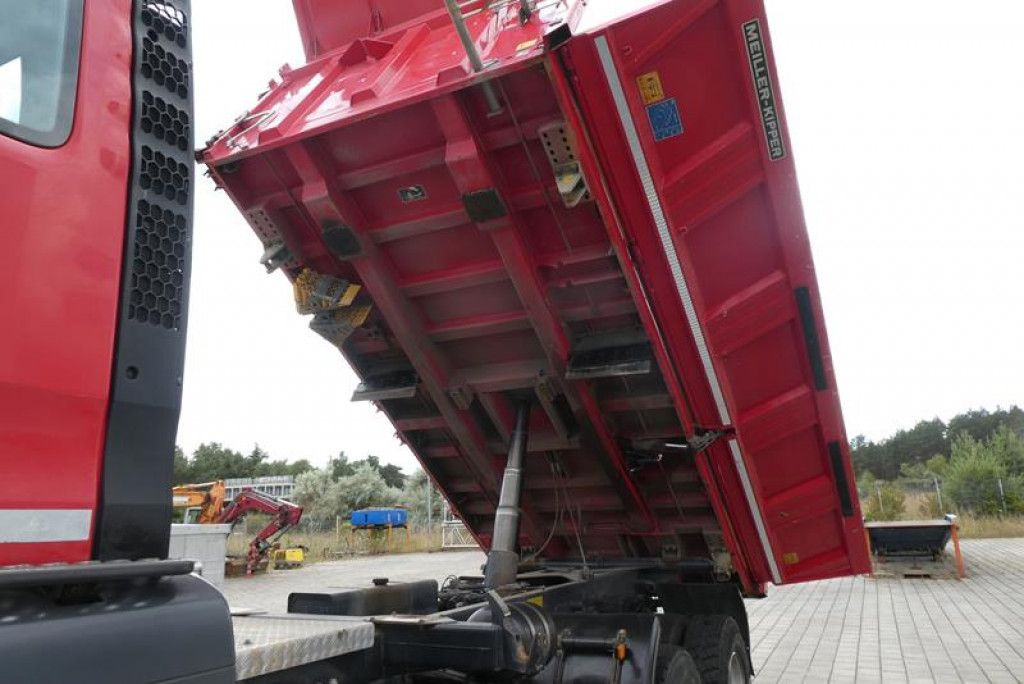 MAN TG-S 26.440 6x6 3-Achs Allradkipper Meiller - قلابات: صور 5 MAN TG-S 26.440 6x6 3-Achs Allradkipper Meiller - قلابات: صور 5