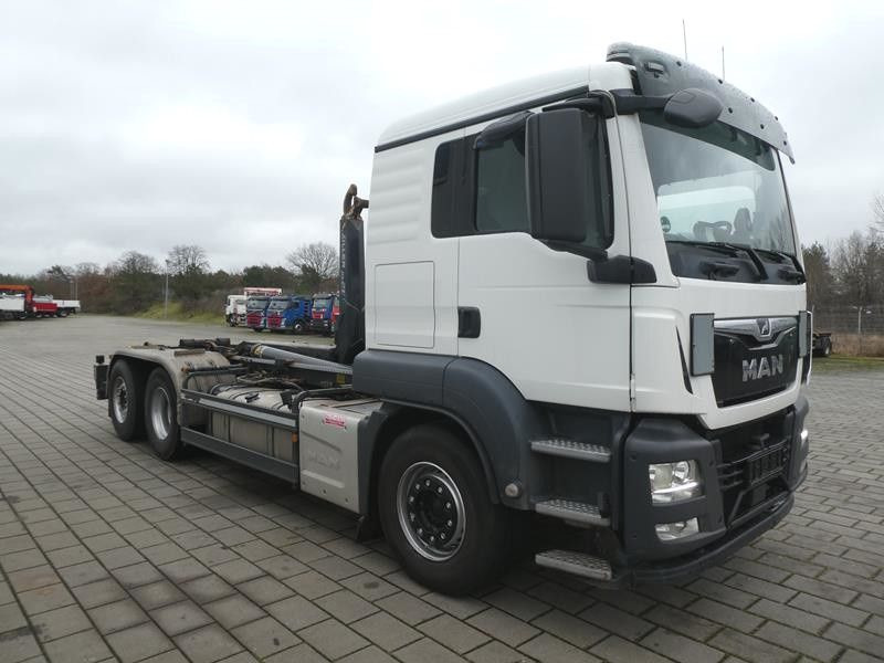 MAN TG-S 26.460 6x2-2 BL Abrollkipper Meiller, Funk - شاحنة ذات الخطاف: صور 2 MAN TG-S 26.460 6x2-2 BL Abrollkipper Meiller, Funk - شاحنة ذات الخطاف: صور 2