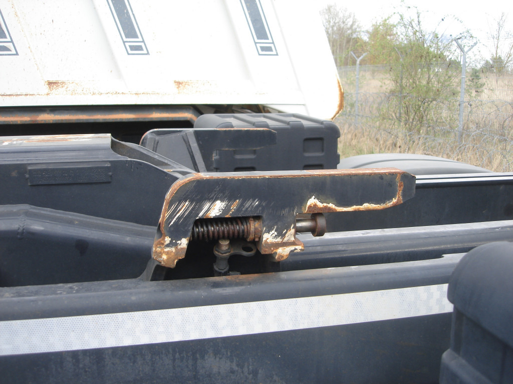 MAN TG-S 35.480 8x4 BL Abrollkipper mit Kran Penz-15L9.80+Meiller RK 30.60L  Lenk-Lift Achse - شاحنة ذات الخطاف, شاحنة كرين: صور 2 MAN TG-S 35.480 8x4 BL Abrollkipper mit Kran Penz-15L9.80+Meiller RK 30.60L  Lenk-Lift Achse - شاحنة ذات الخطاف, شاحنة كرين: صور 2