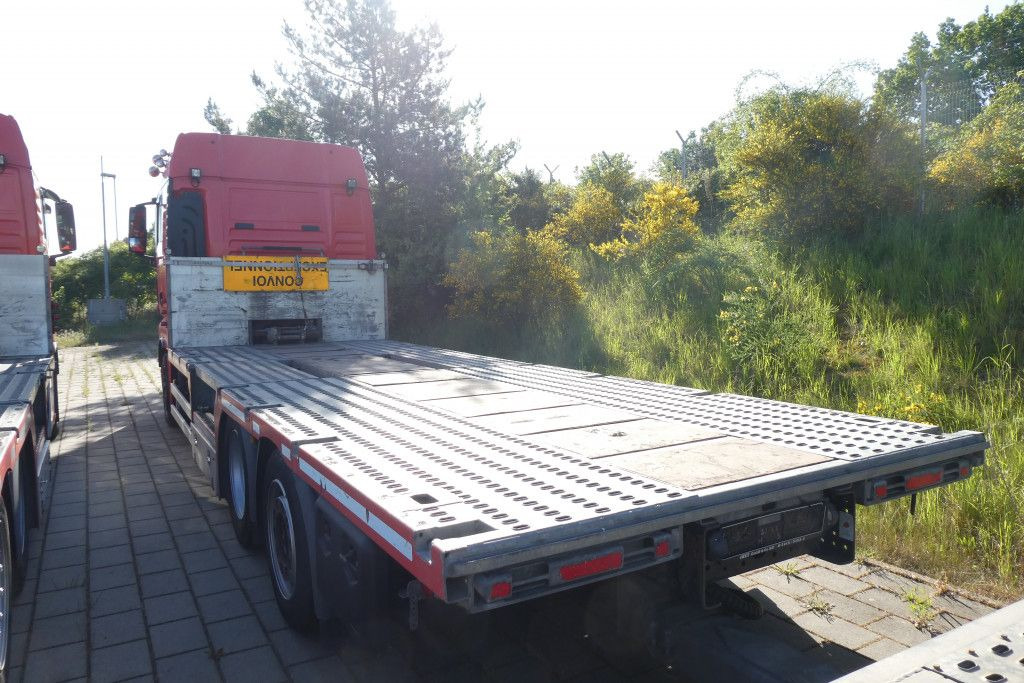 MAN TG-X 24.500 6x2-4 LL-U Pritsche Maschinentranspo - شاحنات مسطحة: صور 5 MAN TG-X 24.500 6x2-4 LL-U Pritsche Maschinentranspo - شاحنات مسطحة: صور 5