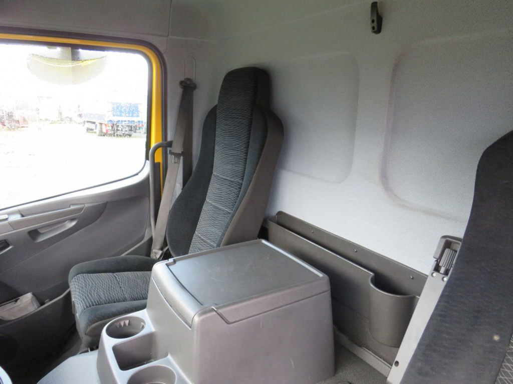 MERCEDES-BENZ Atego 1224 L Pritsche LBW - شاحنة ستارة: صور 2 MERCEDES-BENZ Atego 1224 L Pritsche LBW - شاحنة ستارة: صور 2