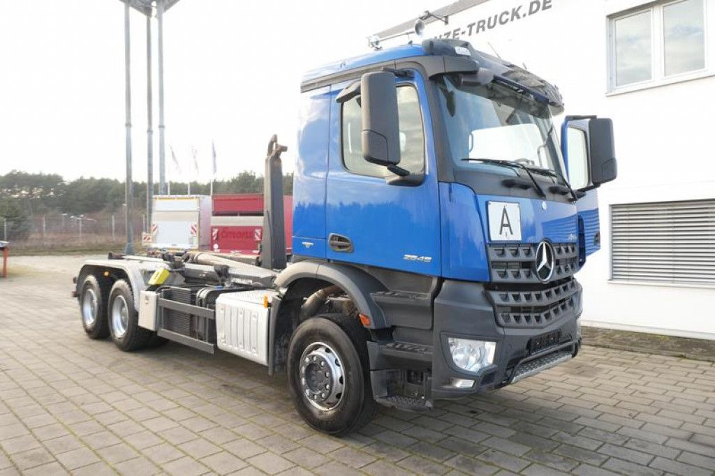 Mercedes-Benz Arocs 2645 K 6x4 Abrollkipper Meiller deutsch to - شاحنة ذات الخطاف: صور 2 Mercedes-Benz Arocs 2645 K 6x4 Abrollkipper Meiller deutsch to - شاحنة ذات الخطاف: صور 2