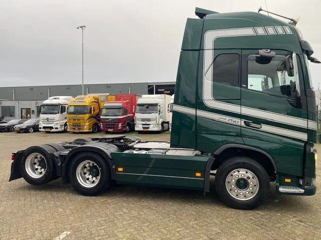 Volvo FH 16 6x2 sleepas trekker ,DL ,750 pk, XL cabine , schuifschotel . - شاحنة جرار: صور 3 Volvo FH 16 6x2 sleepas trekker ,DL ,750 pk, XL cabine , schuifschotel . - شاحنة جرار: صور 3