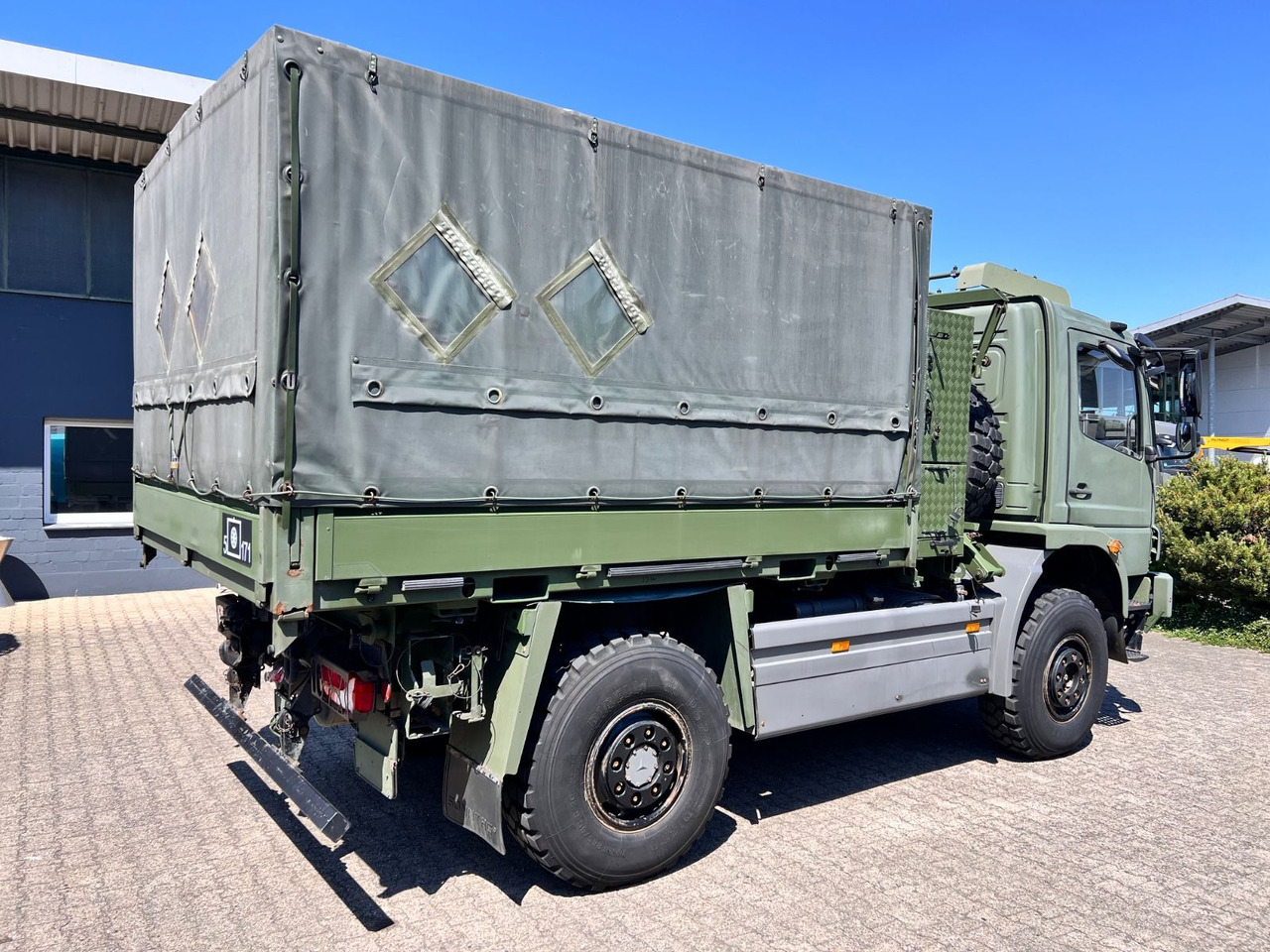 Mercedes-Benz 1018 Atego 4x4 Allrad Miltär Camper Expedition - شاحنات الحاويات / جسم علوي قابل للتغيير شاحنة: صور 5 Mercedes-Benz 1018 Atego 4x4 Allrad Miltär Camper Expedition - شاحنات الحاويات / جسم علوي قابل للتغيير شاحنة: صور 5