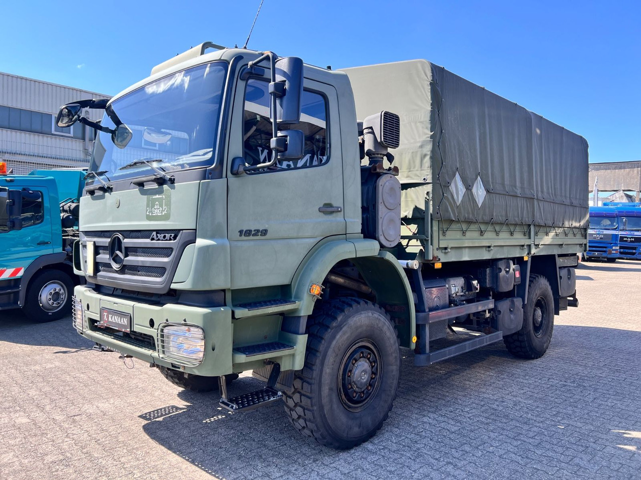 Mercedes-Benz 1829 A Axor 4x4 EX- 31 TKM Camper Expedi - شاحنة ستارة: صور 2 Mercedes-Benz 1829 A Axor 4x4 EX- 31 TKM Camper Expedi - شاحنة ستارة: صور 2