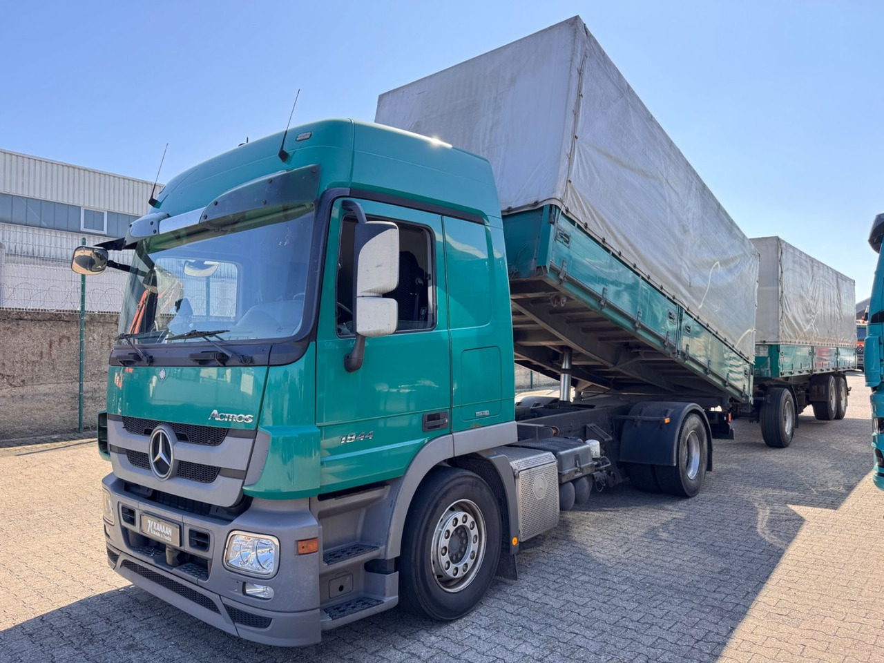 Mercedes-Benz 1844 Actros MP3 3-SeitenKipper Getreide Pritsche - قلابات: صور 3 Mercedes-Benz 1844 Actros MP3 3-SeitenKipper Getreide Pritsche - قلابات: صور 3