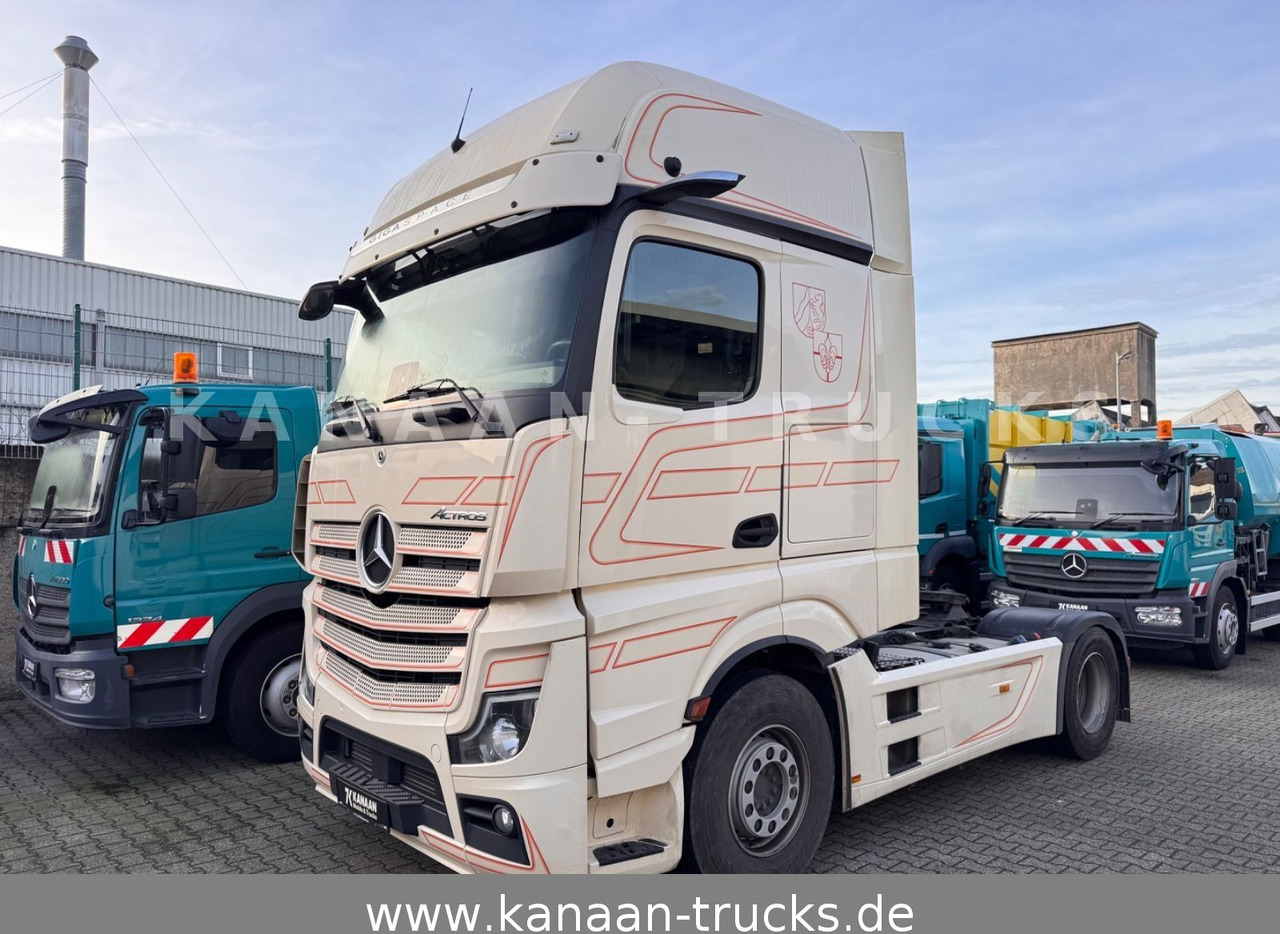 Mercedes-Benz 1848 LS Actros 5 GigaSpace Steel/Air Susp - شاحنة جرار: صور 1 Mercedes-Benz 1848 LS Actros 5 GigaSpace Steel/Air Susp - شاحنة جرار: صور 1
