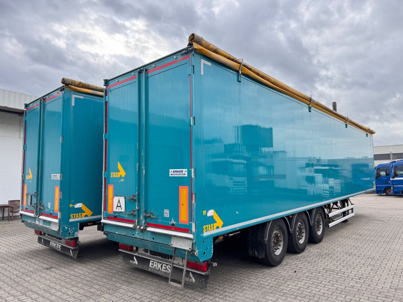 Stas S 300 ZX Walkingfloor Schubboden 2 x Vorhanden - أرضية المشي نصف مقطورة: صور 1 Stas S 300 ZX Walkingfloor Schubboden 2 x Vorhanden - أرضية المشي نصف مقطورة: صور 1