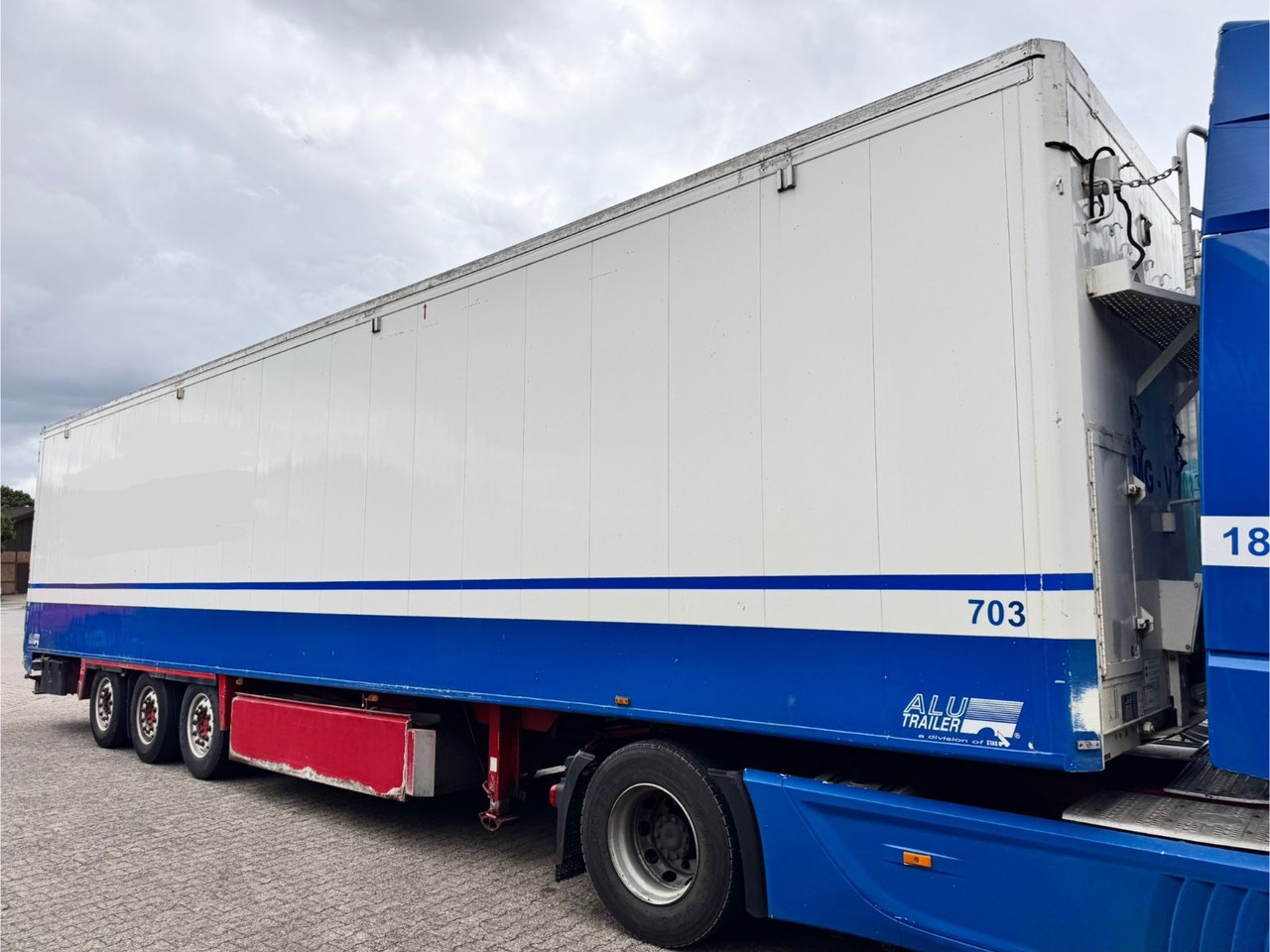 Stas S300 ZX Walkingfloor 3 x Vorhanden TÜV NEU - أرضية المشي نصف مقطورة: صور 4 Stas S300 ZX Walkingfloor 3 x Vorhanden TÜV NEU - أرضية المشي نصف مقطورة: صور 4