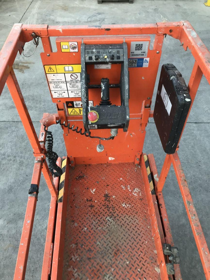 JLG 1930ES (1886) - رافعات مقصية: صور 4 JLG 1930ES (1886) - رافعات مقصية: صور 4