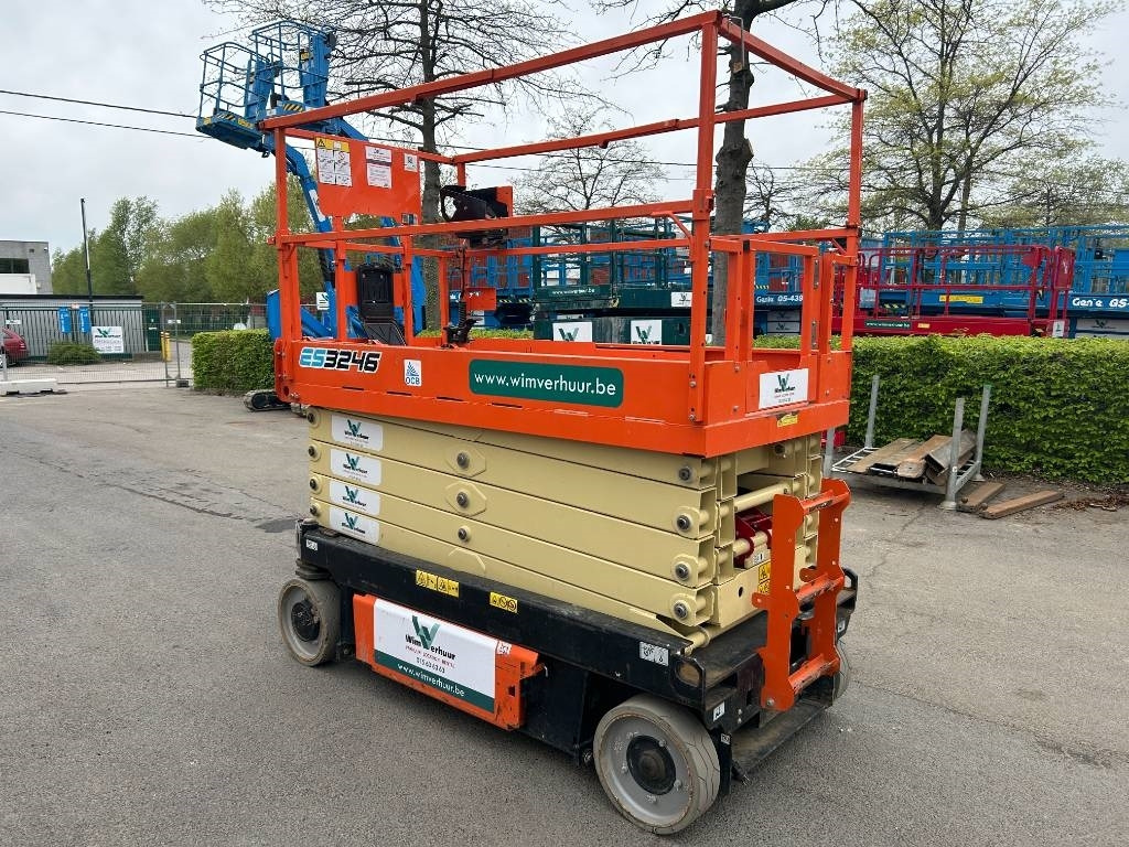 JLG 3246 ES - رافعات مقصية: صور 1 JLG 3246 ES - رافعات مقصية: صور 1