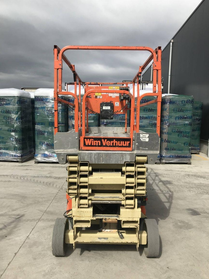 JLG 3246ES (1240) - رافعات مقصية: صور 2 JLG 3246ES (1240) - رافعات مقصية: صور 2