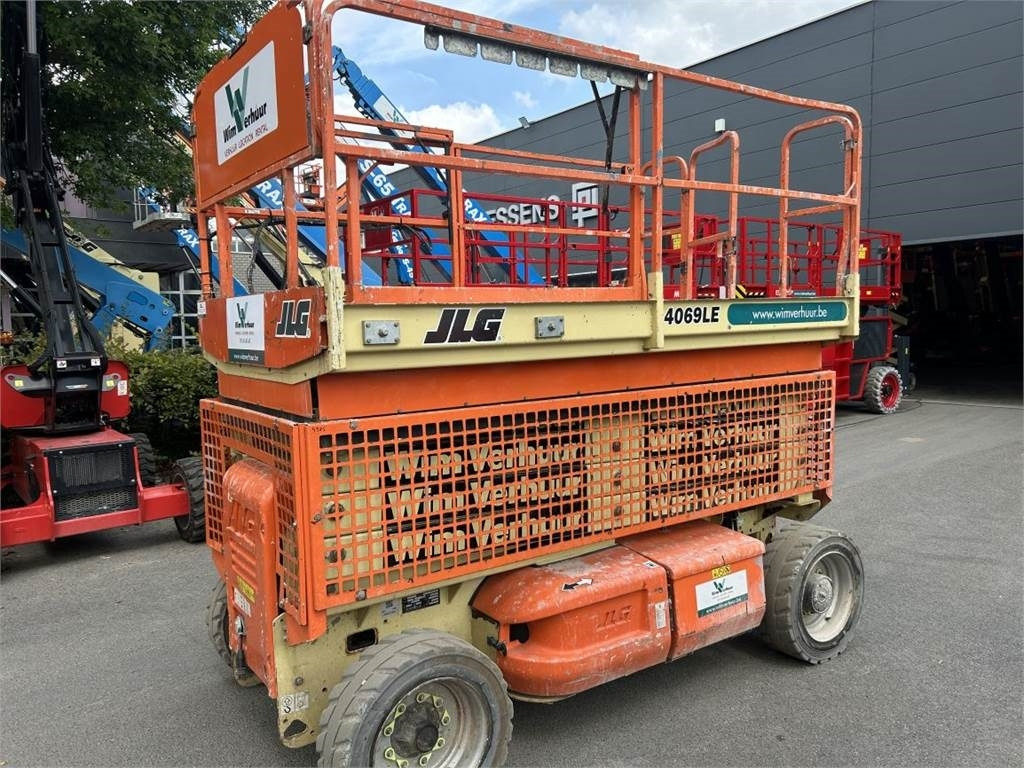 JLG 4069 LE (3524) - رافعات مقصية: صور 1 JLG 4069 LE (3524) - رافعات مقصية: صور 1
