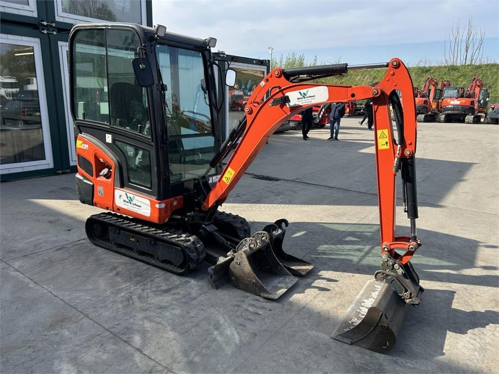 Kubota KX019-4 (8684) - حفارة مصغرة: صور 2 Kubota KX019-4 (8684) - حفارة مصغرة: صور 2