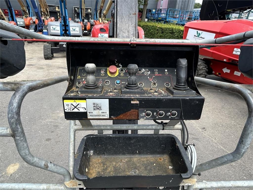 Manitou 200 ATJ RC ST5 (5612) - رافعات سلة مفصلية: صور 4 Manitou 200 ATJ RC ST5 (5612) - رافعات سلة مفصلية: صور 4